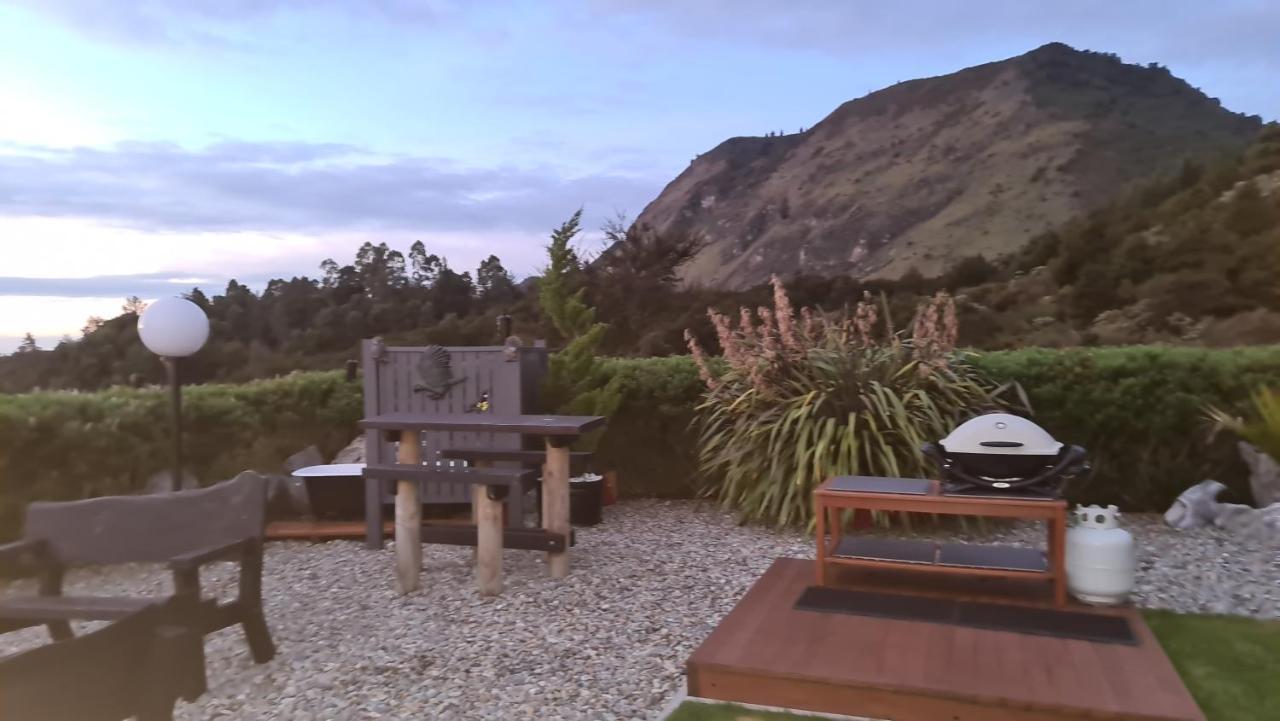 Rocky Ridge Cottage Takaka Buitenkant foto