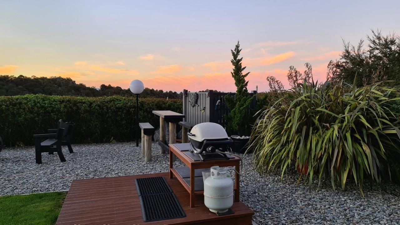 Rocky Ridge Cottage Takaka Buitenkant foto