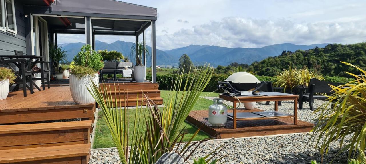 Rocky Ridge Cottage Takaka Buitenkant foto