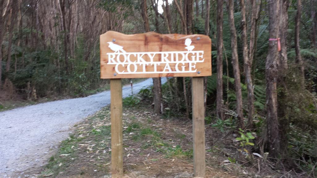 Rocky Ridge Cottage Takaka Buitenkant foto