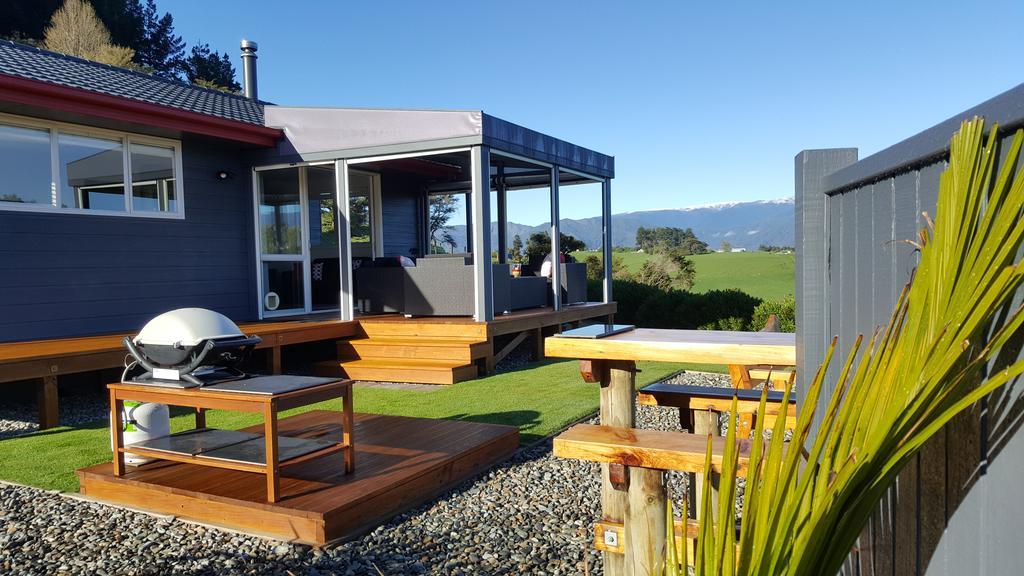 Rocky Ridge Cottage Takaka Buitenkant foto